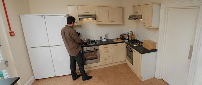 Picture of the kitchen at this Plymouth student house